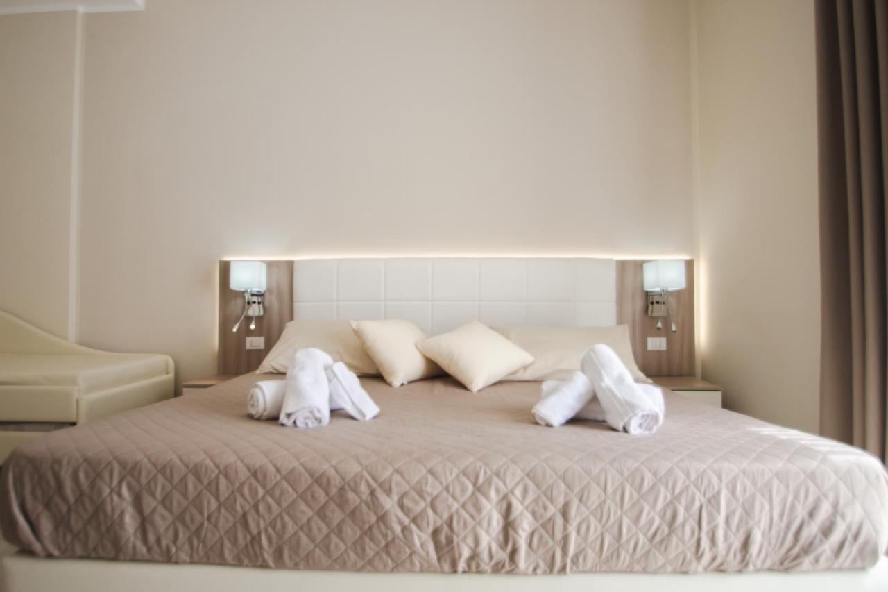 Luxury House Ξενοδοχείο Villapiana Εξωτερικό φωτογραφία