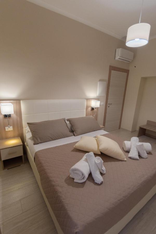 Luxury House Ξενοδοχείο Villapiana Εξωτερικό φωτογραφία