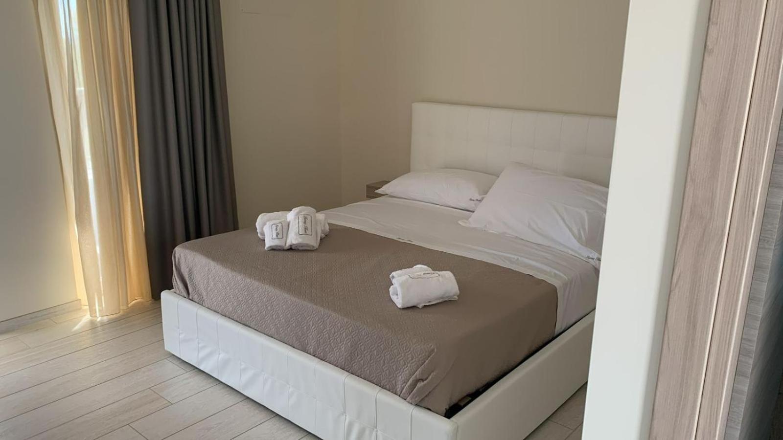 Luxury House Ξενοδοχείο Villapiana Εξωτερικό φωτογραφία